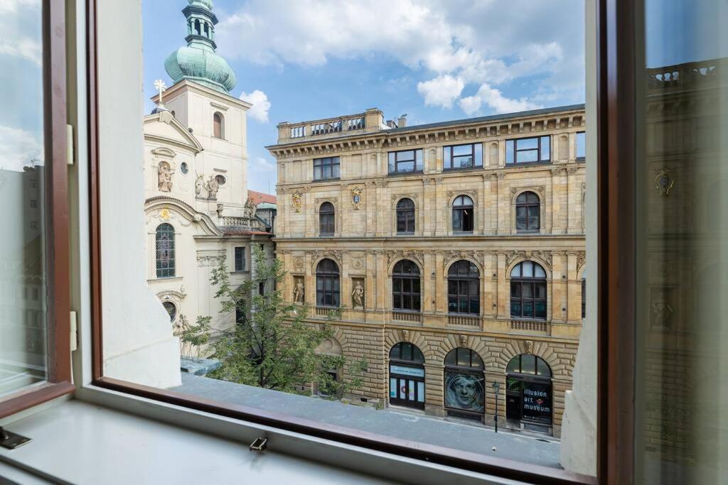 Charming 2Bedroom Old Town Apartment Prague Exterior photo
